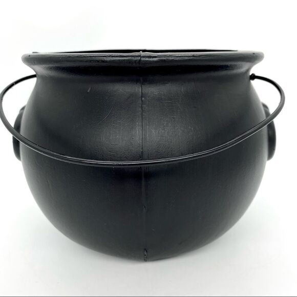 General Foam Witch's Cauldron Kettle Pot Halloween Blow Mold - Picture 2 of 9